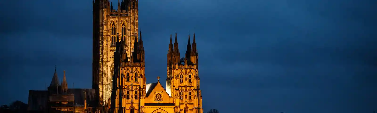 canterbury-cathedral-night.jpg