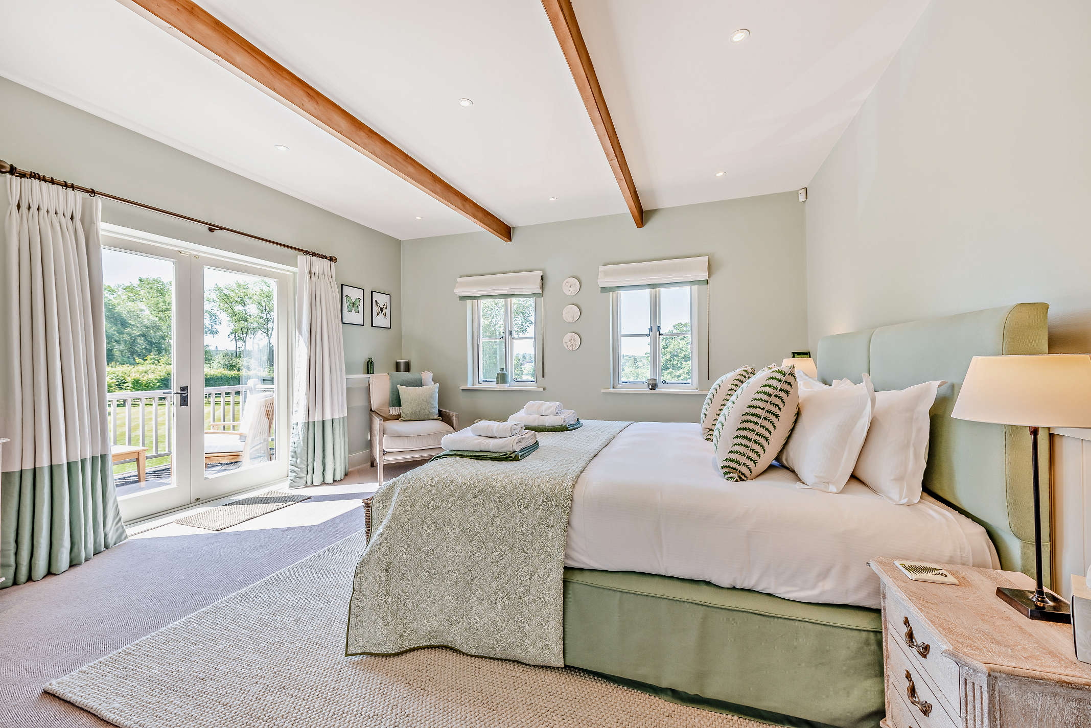 8561104 Interior06 800