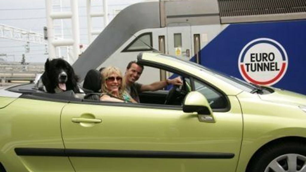 Eurotunnel yellow car.JPG