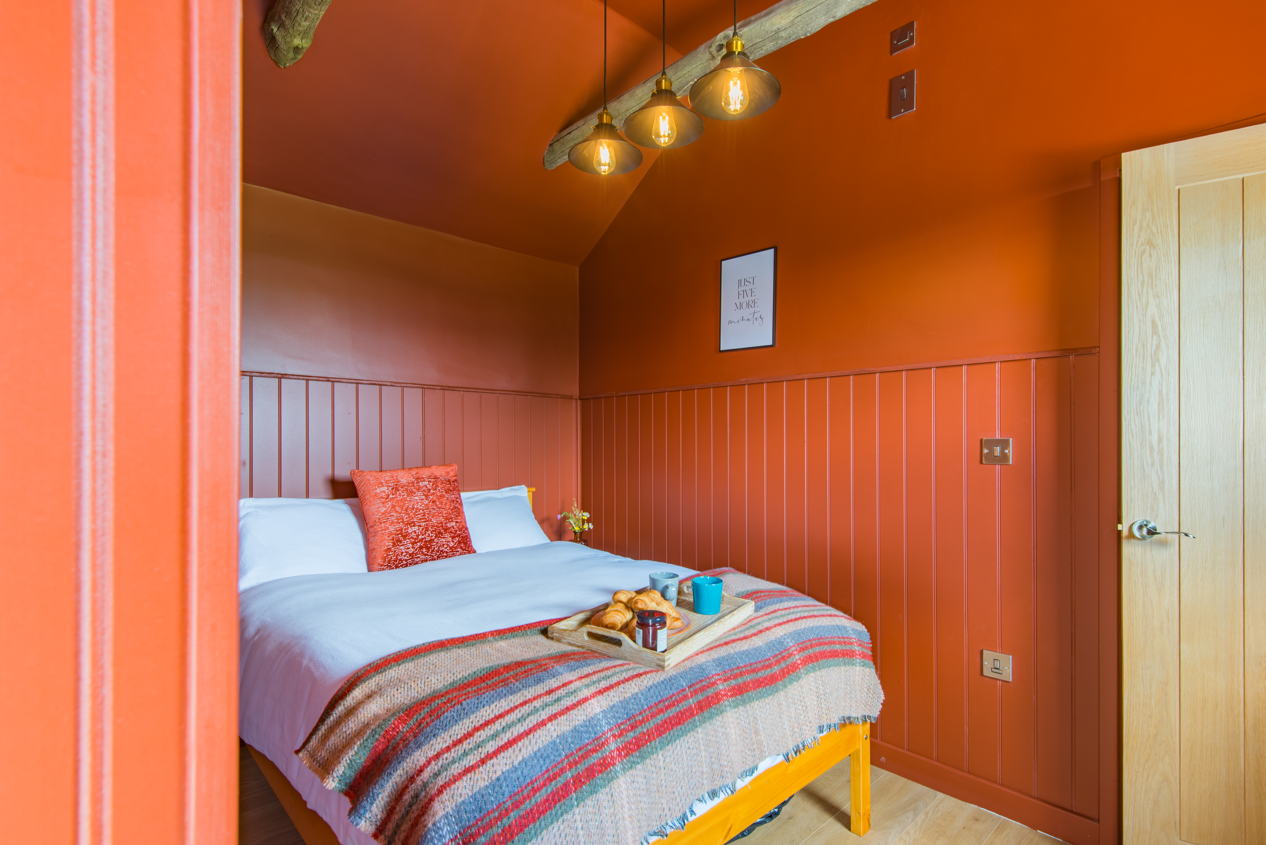 Challenger NS1 5187 HDR