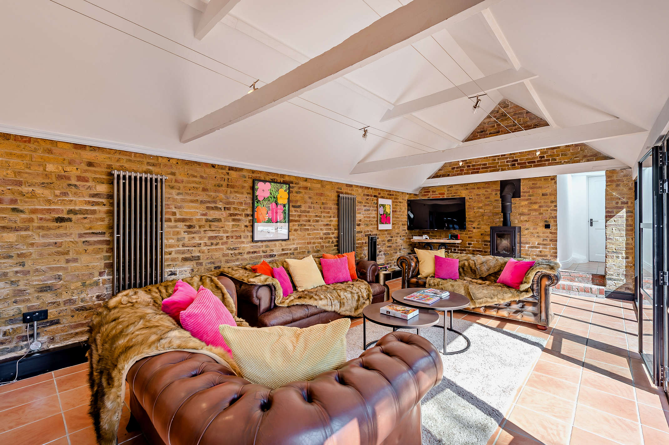 8568044 Interior10 800