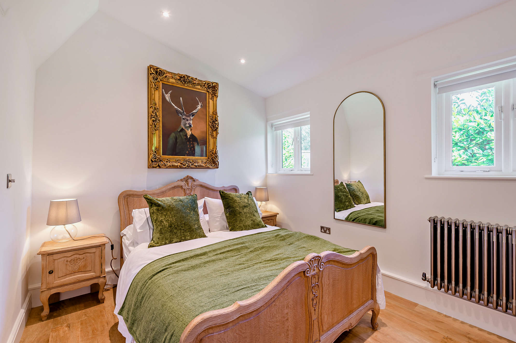 8568044 Interior18 800