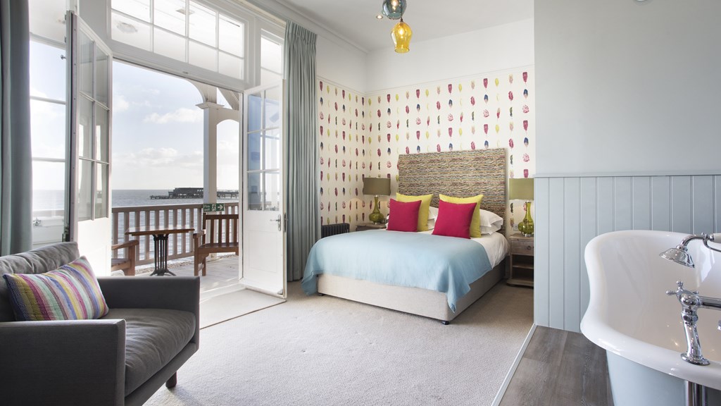 Royal Hotel, Deal jpg feature bedroom (5) Nelson.jpg