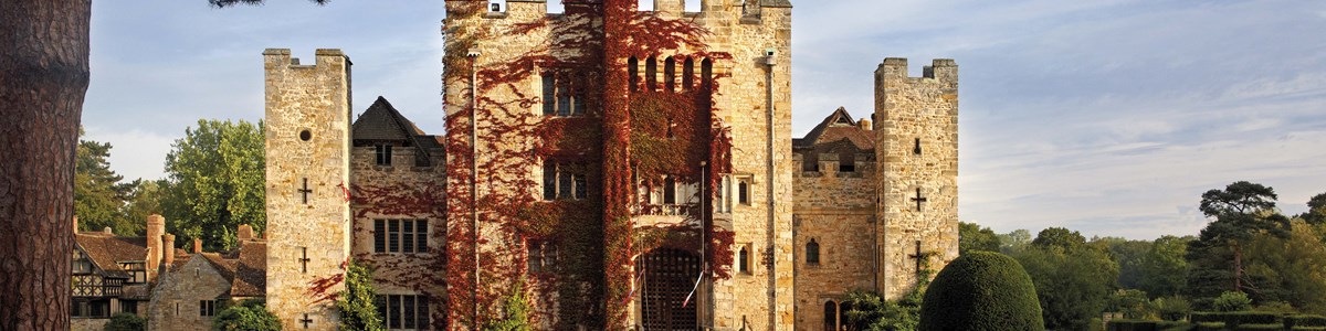 Hever Castle Autumn 01.jpg