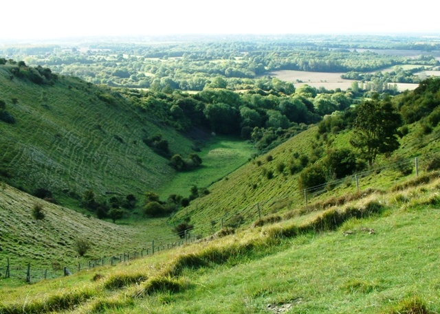 Wye National Nature Reserve Devils Kneading Trough.jpg