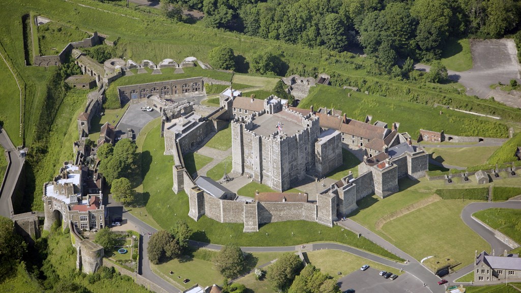 Dover Castle N070648.jpg