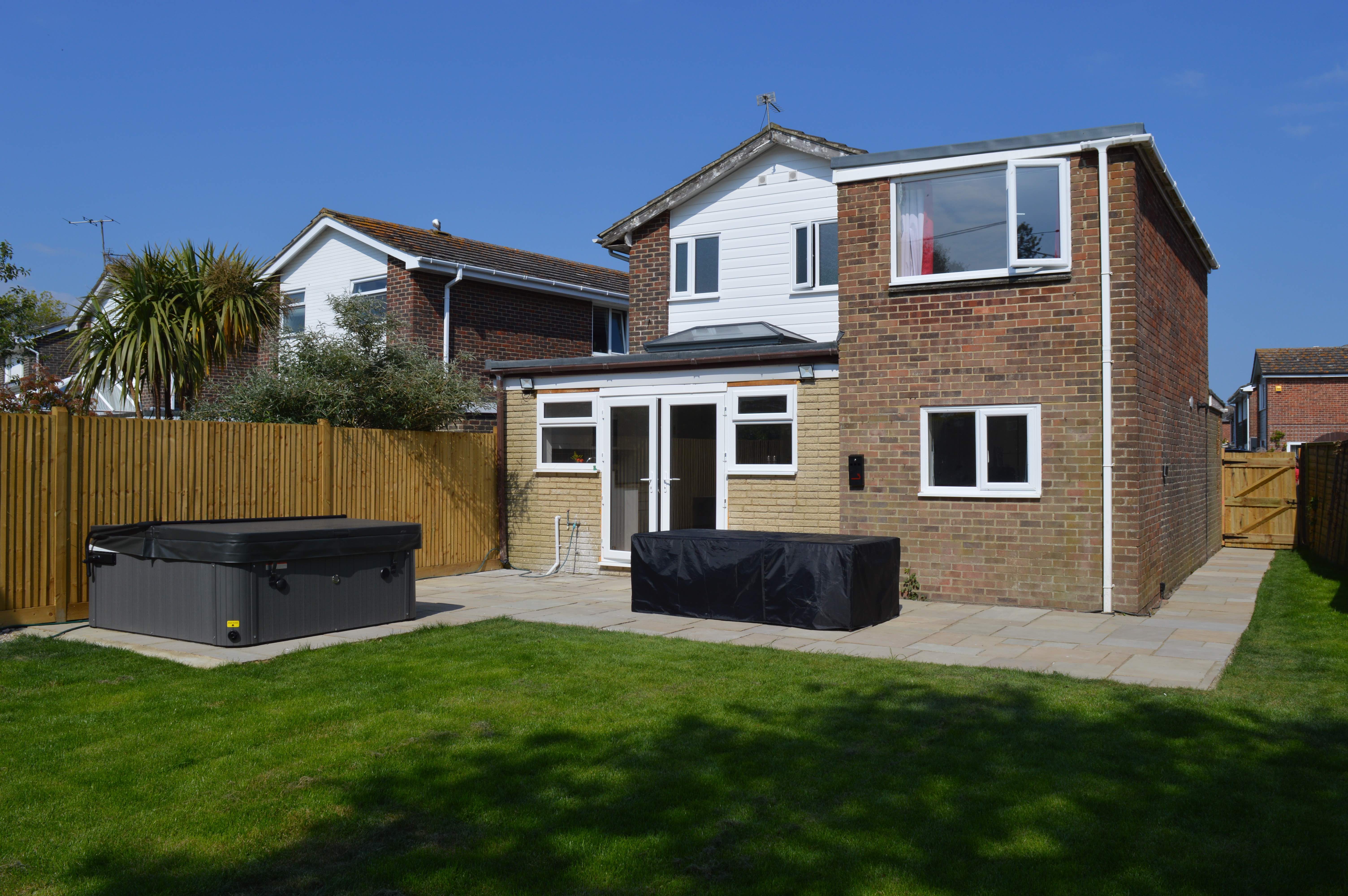 ROMNEY HOUSE EXTERNAL