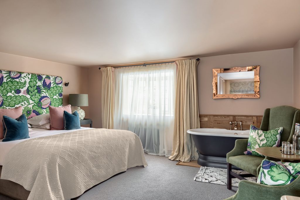 Room 12 Junior Suite 1024X683