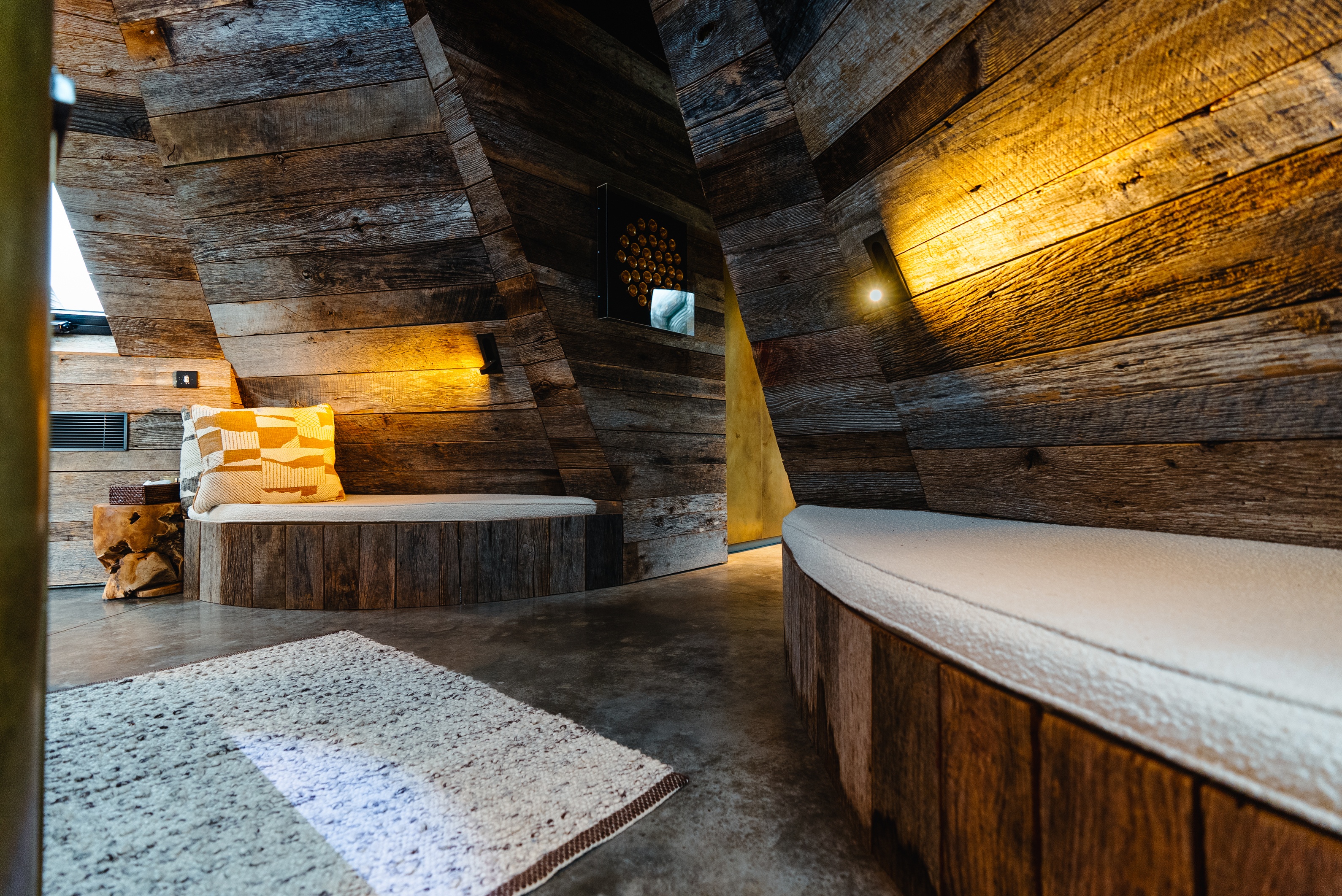 Port Lympne Leopard Creek Wigwam 11