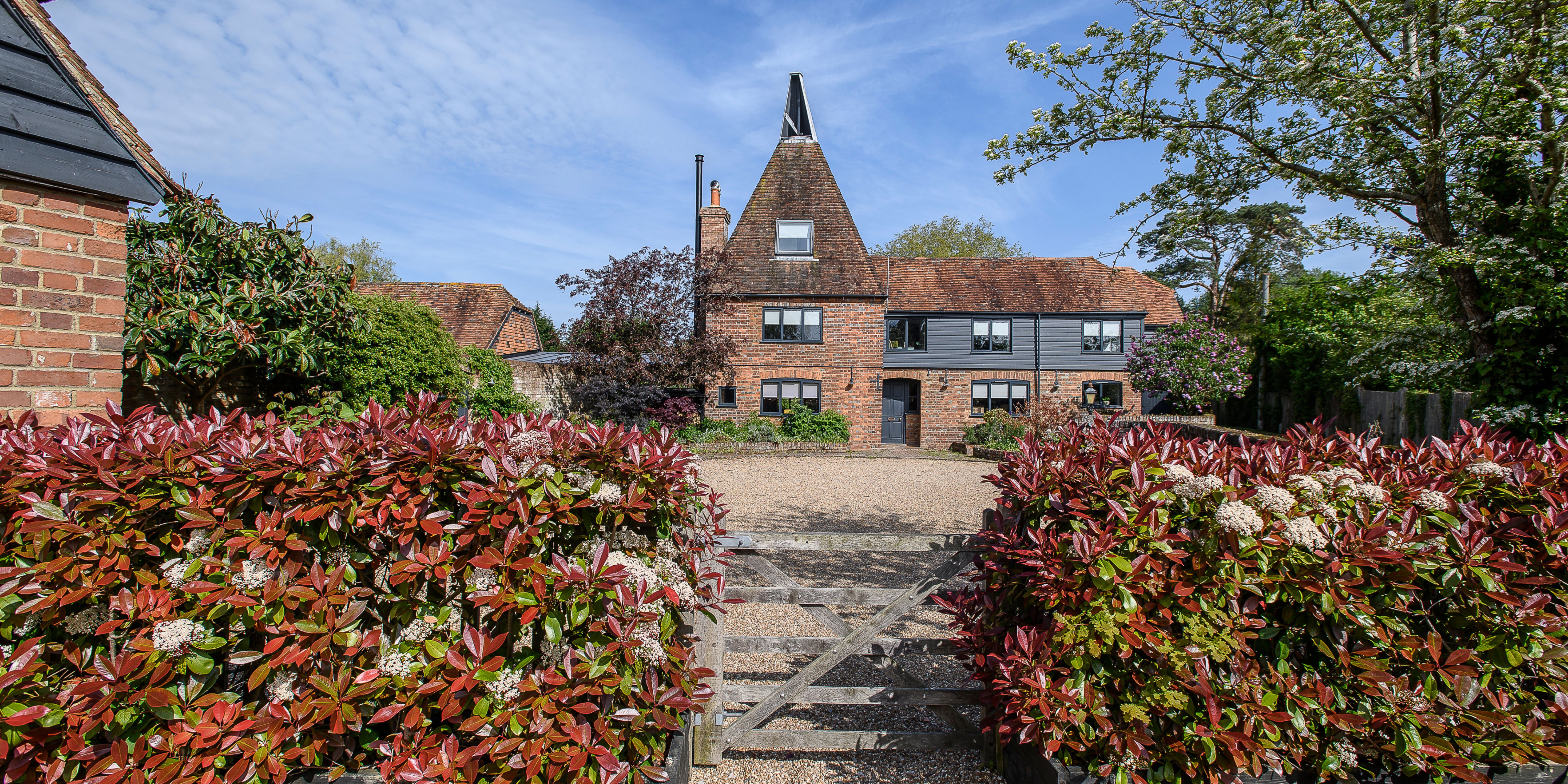 Horne's Place Oast And Barn (2)