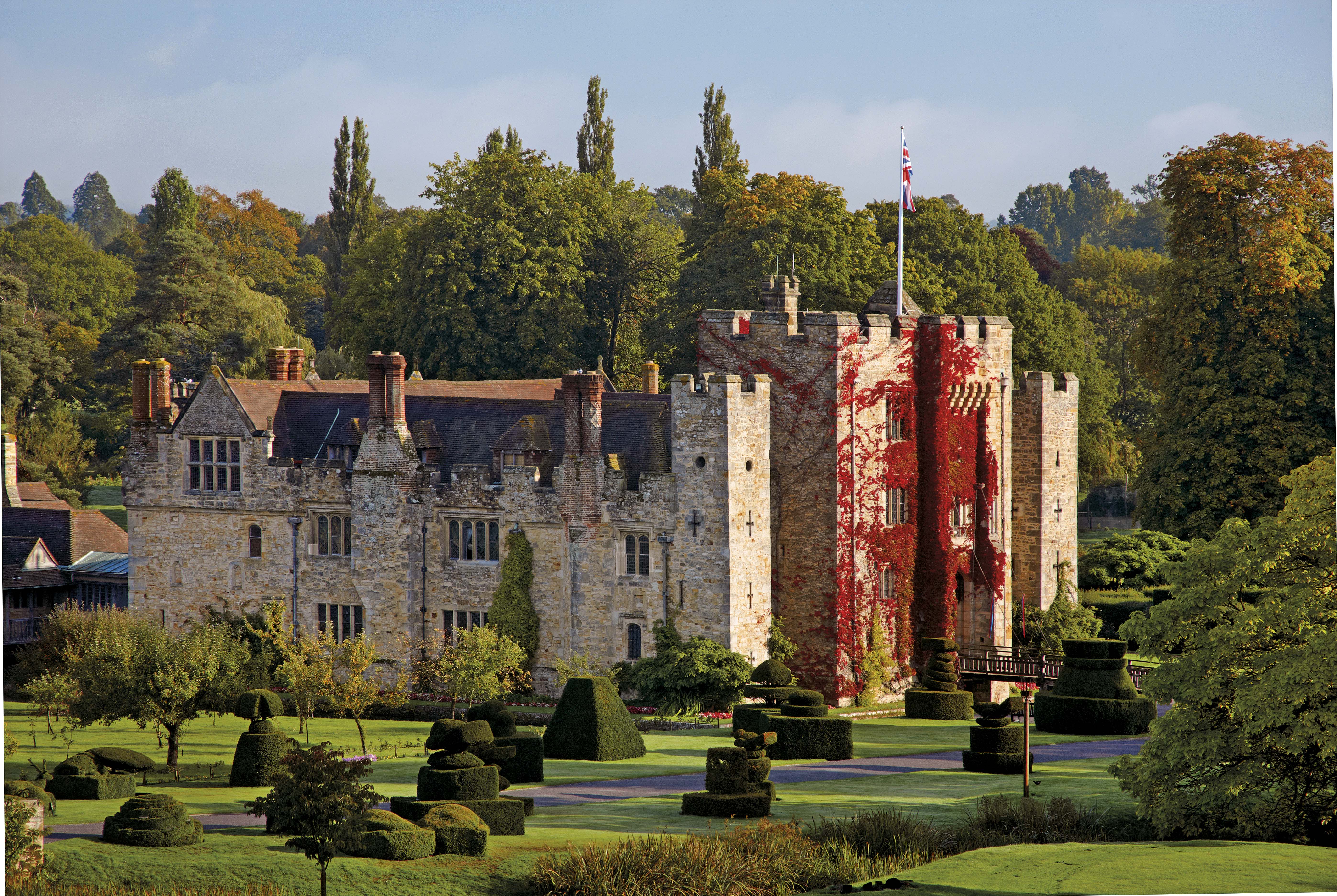 _F8O3940 1 RT Hever Castle Autumn.jpg