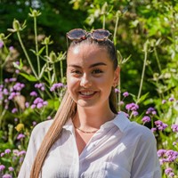 Holly Author Bio Image